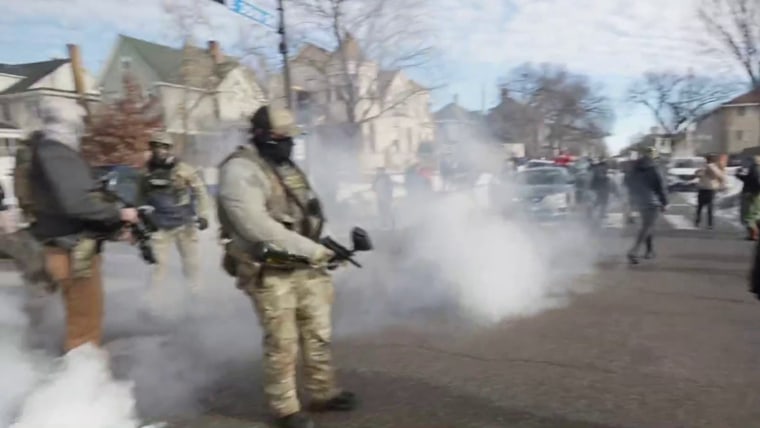 New clashes over ICE operations in Minneapolis插图