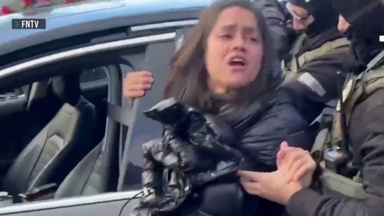 New tensions in Minneapolis over ICE law enforcement operations插图