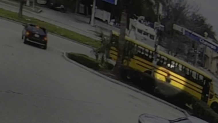 New Orleans school bus driver leaves six students stranded