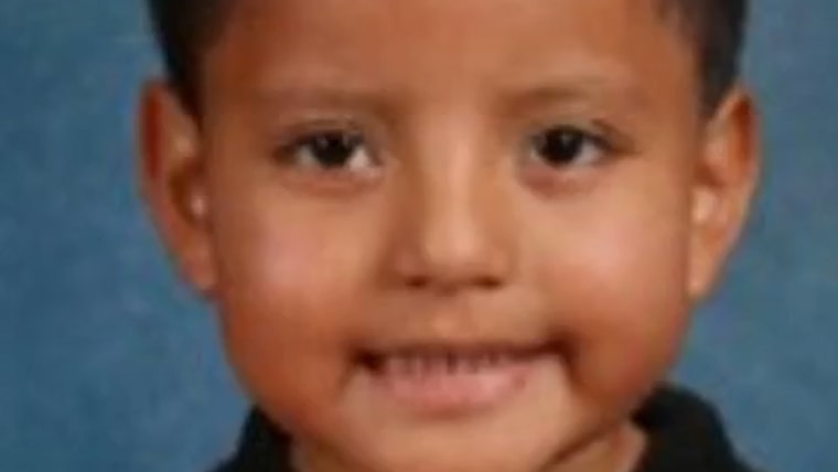 裁判官の規則で拘留された5歳児は移送できない