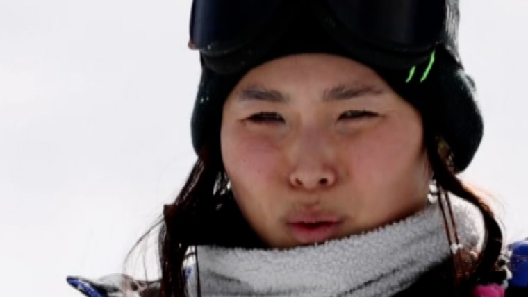 Gold medalist Chloe Kim says she dislocated her shoulder插图
