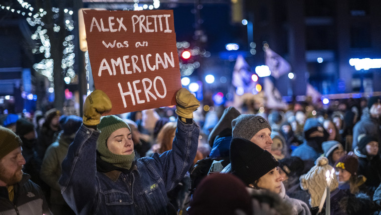 Dalam penembakan fatal di Minneapolis, video viral memainkan peranan pusat.