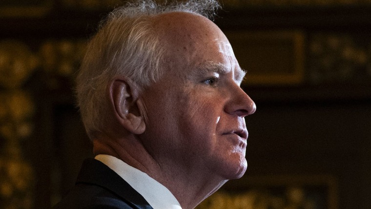 Gov. Tim Walz comments on ICE-involved shooting插图 Gov. Tim Walz comments on ICE-involved shooting插图