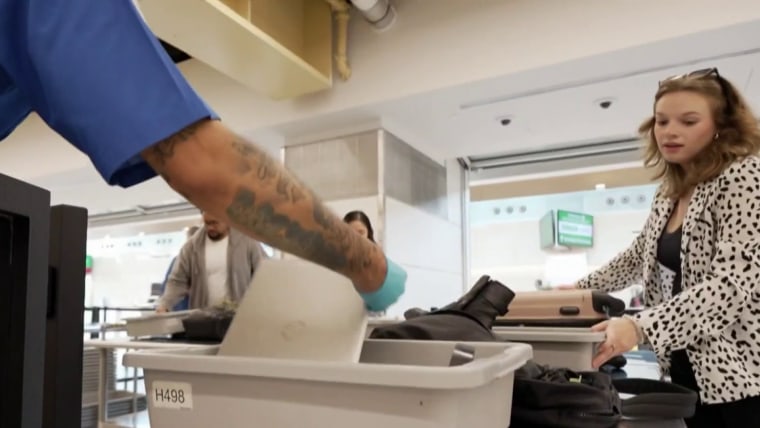 TSA callout rate surges as DHS shutdown continues