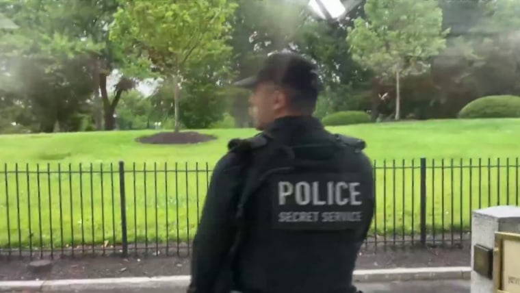 Se escuchan disparos cerca de la Casa Blanca