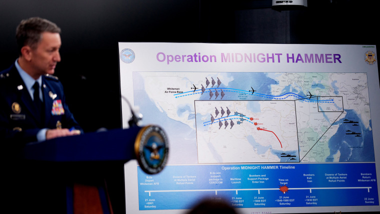 Image: DOD Secretary Hegseth And Chairman Of The Joint Chiefs Caine Brief On Iran Strike