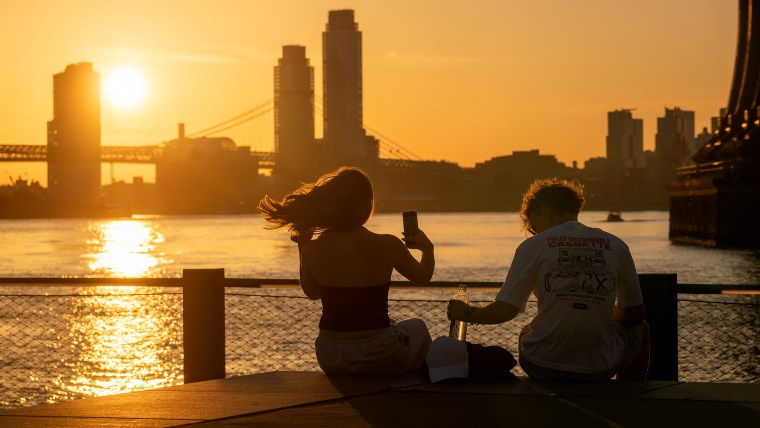 Heat Wave To Bring Record Temperatures Across The U.S.