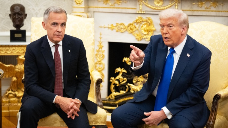 U.S. President Donald Trump with Canadian Prime Minister Mark Carney in the Oval Office.