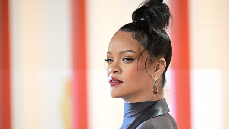Rihanna attends the Academy Awards in 2023.