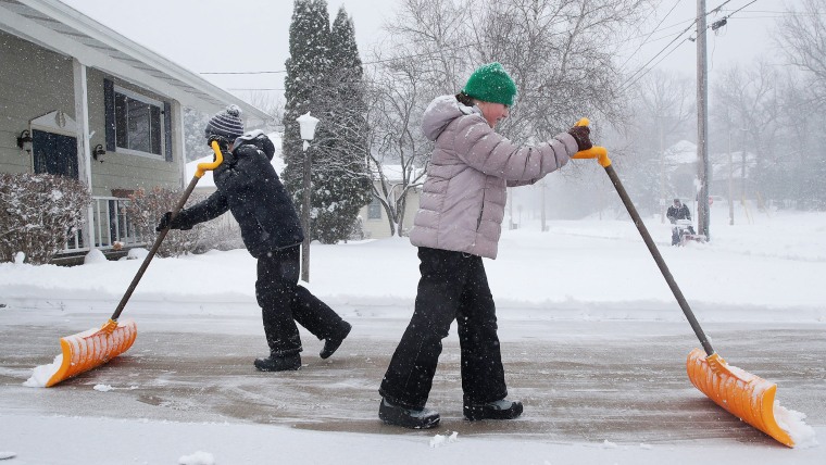 The storm caused heavy snow, sleet and a blizzard warning.
Wm.
