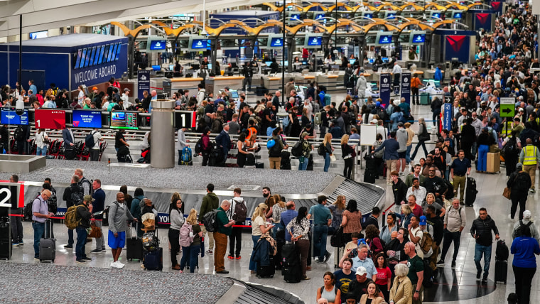 Trump Says He's Ready To Deploy ICE To Airports On Monday