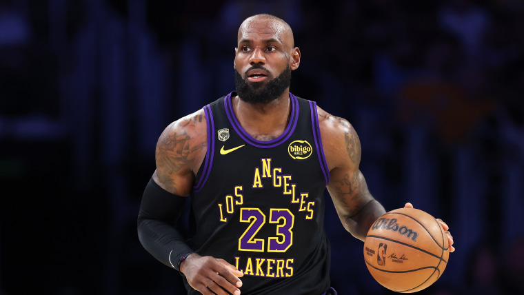 Image: LeBron James drribles the ball