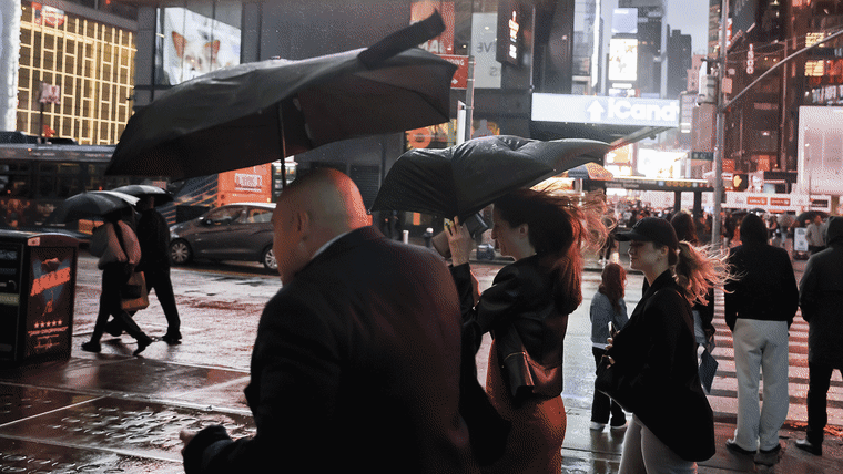 A slideshow of images related to a nor'easter storm hitting the East Coast.