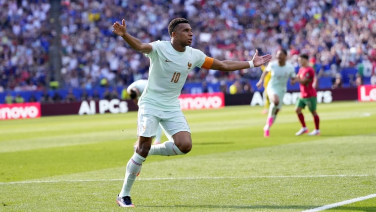 مبابي وديمبيلي يتألقان بهدفين رائعين في فوز فرنسا على المغرب.