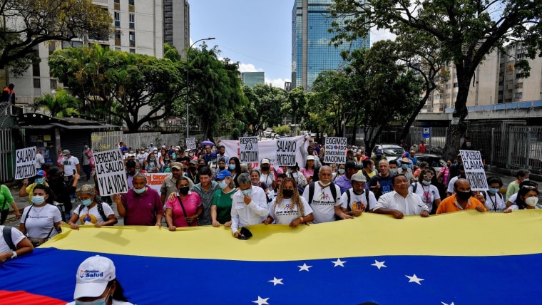 Marchas y protestas en América Latina en el Día del Trabajador | Telemundo