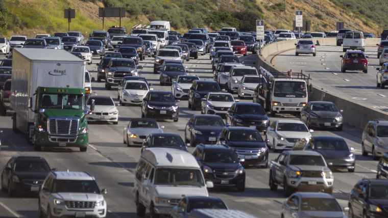 Biden se compromete a reducir a la mitad las emisiones de EE.UU. para 2030