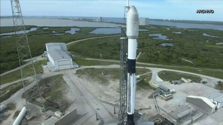 SpaceX prepara el lanzamiento del Falcon 9 con la misión SES mPOWER ...
