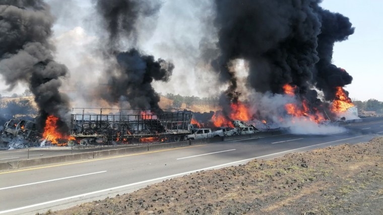 Un choque múltiple en Jalisco deja al menos cinco muertos y 14 heridos ...