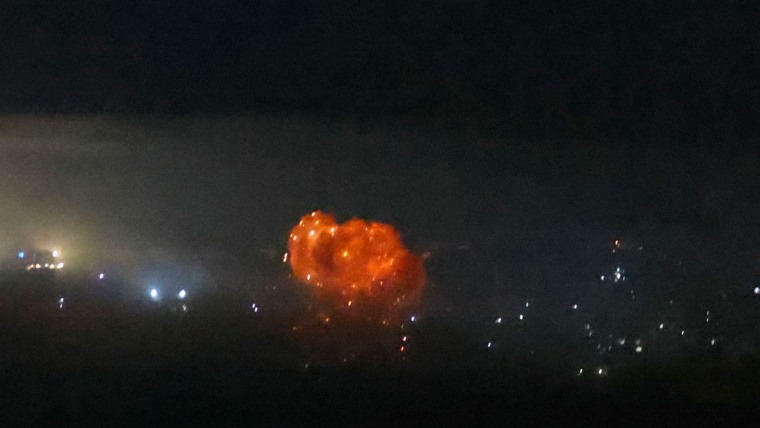 Entra en efecto el acuerdo de alto el fuego entre Israel y Hezbollah en ...