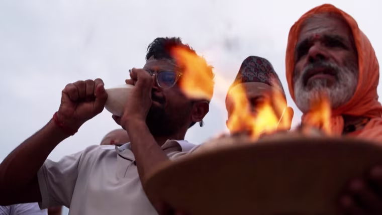 नेपाल में विनाशकारी बाढ़ के बाद शोक दिवस मनाया गया