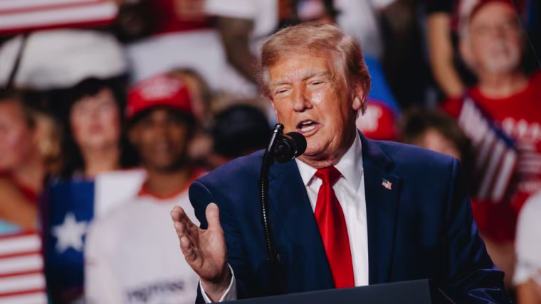 Trump sta cercando di “assicurare” i repubblicani che non intraprenderà un’azione militare contro l’Iran prima della fine dell’anno