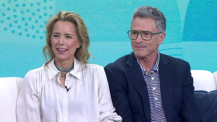 Téa Leoni and Tim Daly on Playing Newlyweds on Screen