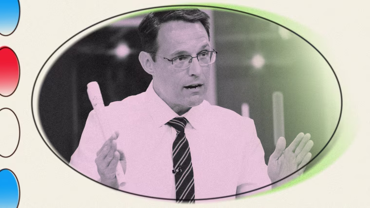Ο Steve Kornacki αναλύει τα αποτελέσματα των ενδιάμεσων εκλογών ζωντανά όλη τη νύχτα