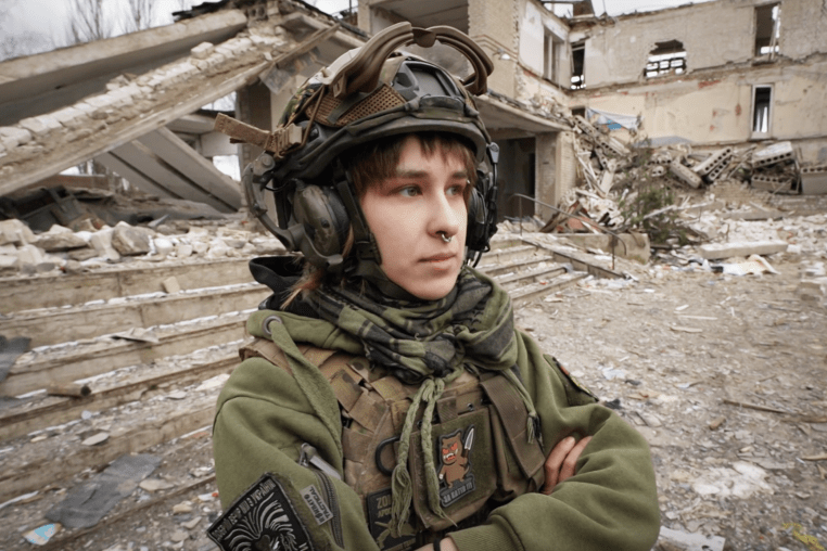 Ukraine Engel Women Soldiers