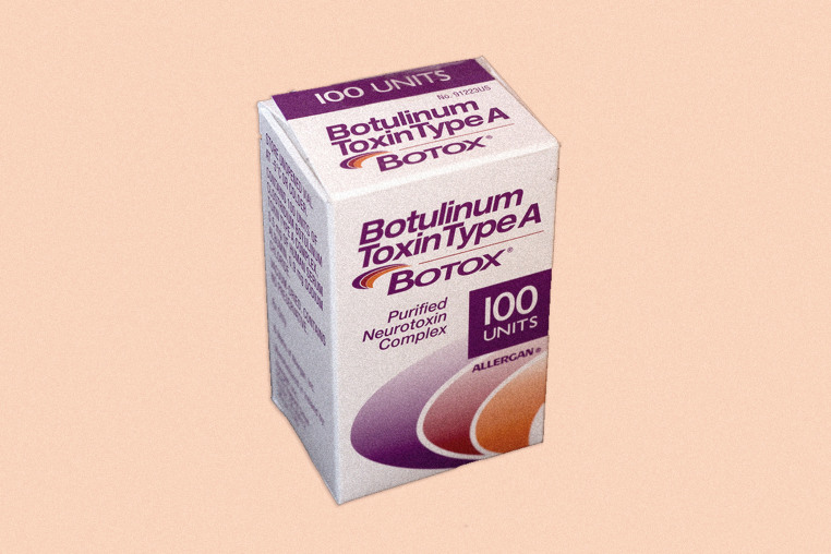 A box containing an injection vial of Botox botulinum toxin
