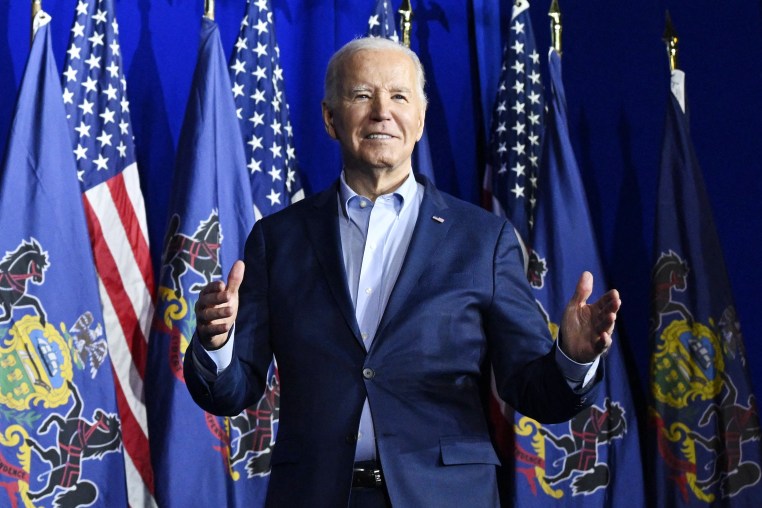 President Joe Biden acknowledges the crowd at a campaign event