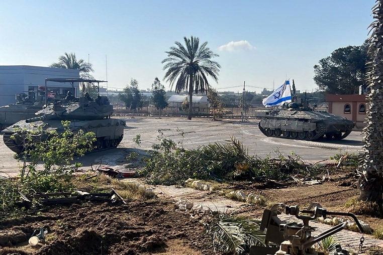 Israeli tanks crossing into Gaza