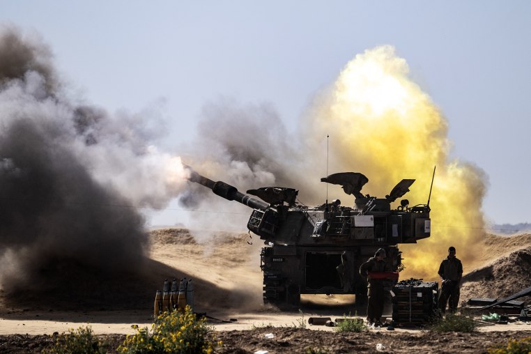 Israeli attacks continue in Gaza Strip