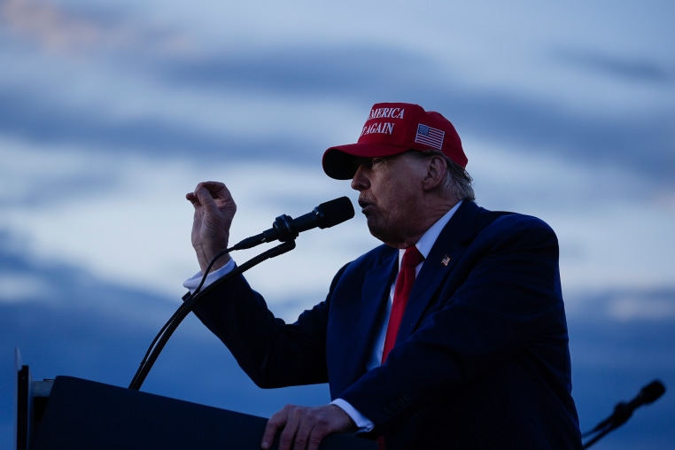 Donald Trump speaks at a campaign trally