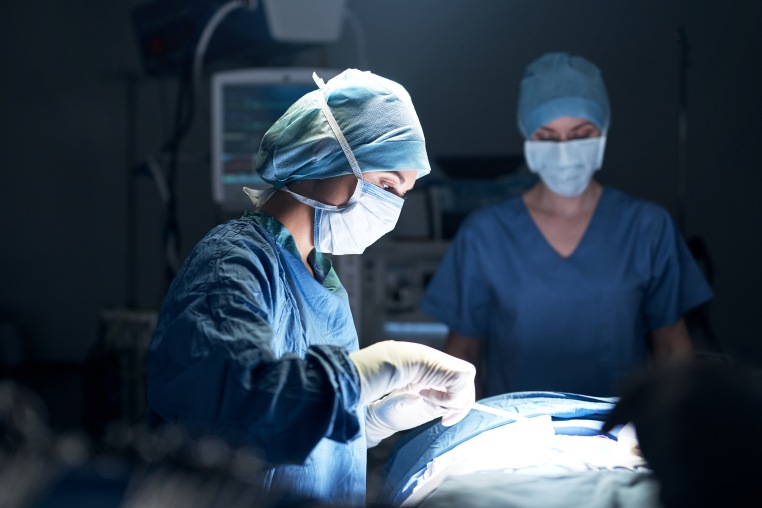 Female surgeons at work