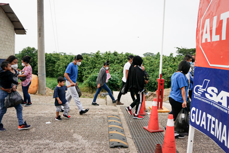 Migrants arriving to Guatemala.