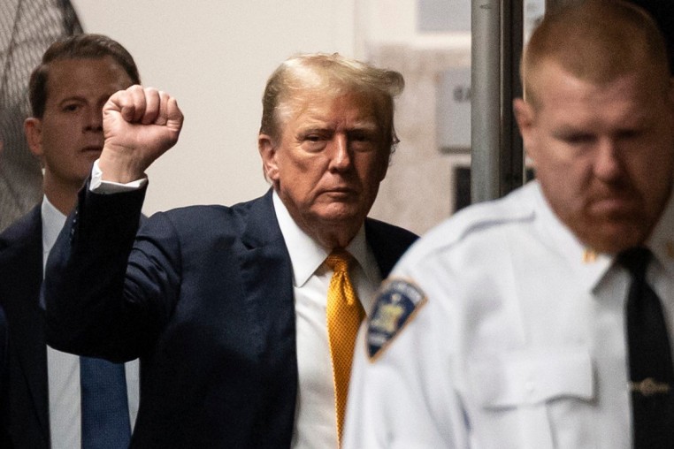 Former President Donald Trump arrives at Manhattan criminal court 
