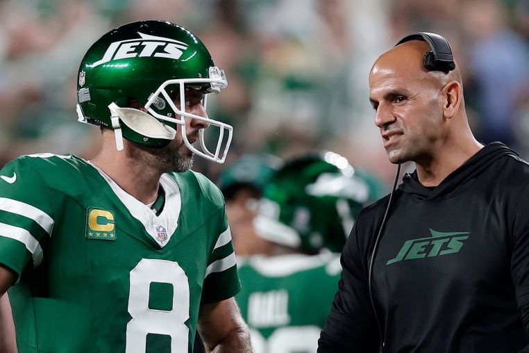 Aaron Rodgers and coach Robert Saleh speaking