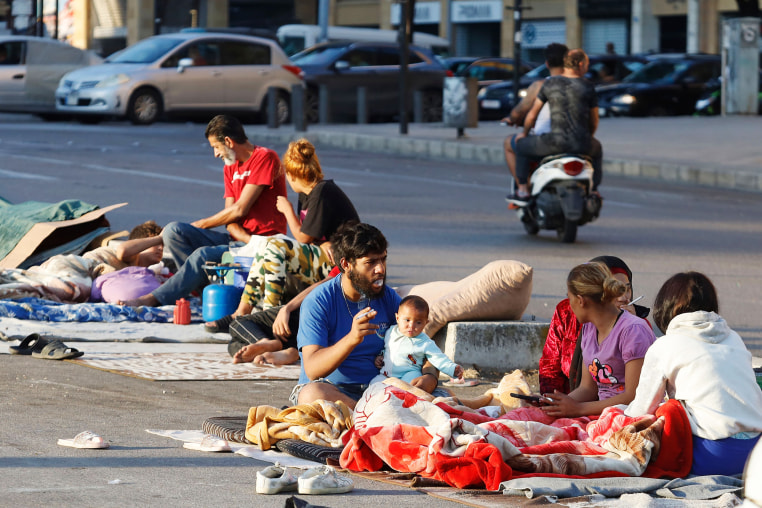 Internally displaced people gather in Beirut Martyrs' Square amid Israel-Hezbollah conflict, Lebanon - 09 Oct 2024