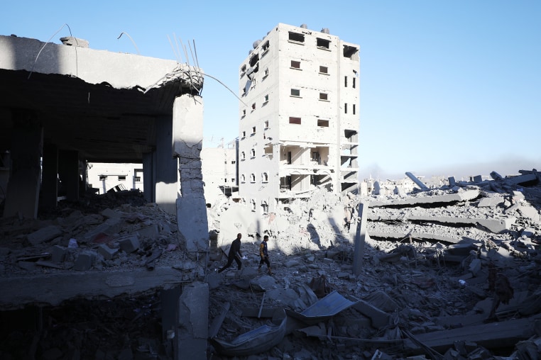 Israeli attacks on Gaza continue