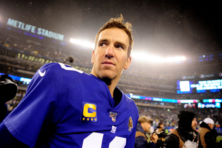 Eli Manning on the football field