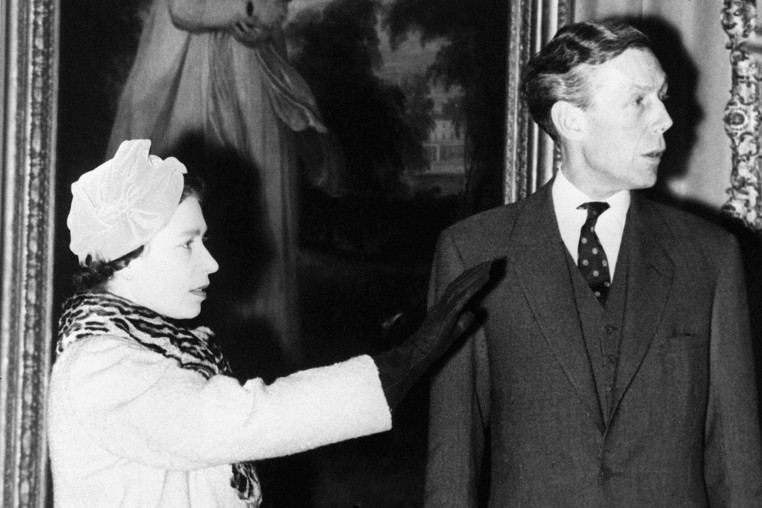 Royalty - Queen Elizabeth II and Sir Anthony Blunt - Courtauld Institute of Art