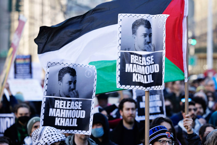 Demonstrators demand the release of pro-Palestinian activist Mahmoud Khalil