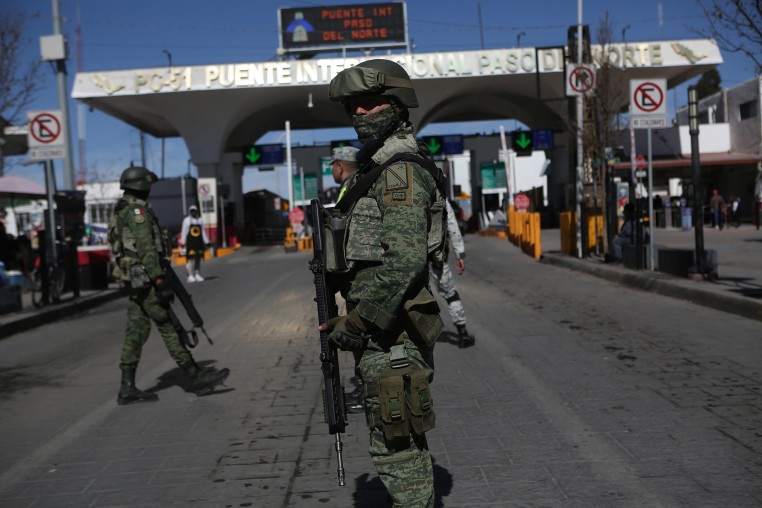 Mexican National Guard checks vehicles at Ciudad Juarez border crossing