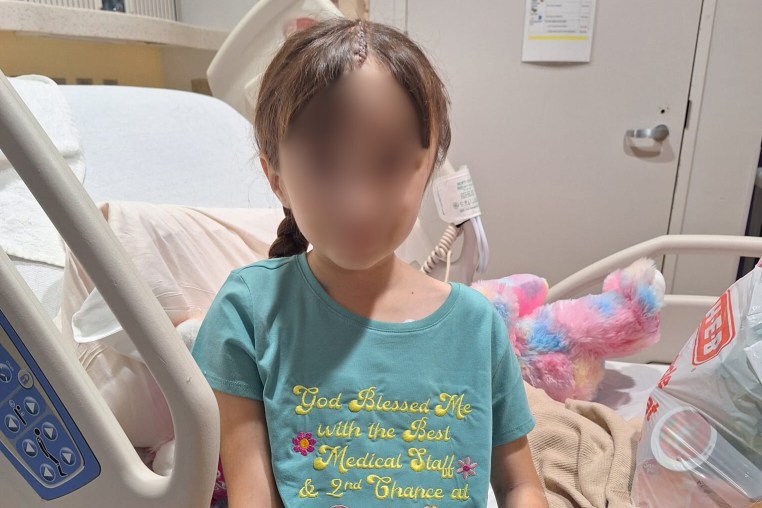 A 10-year-old girl recovering from brain cancer, from the United States was deported with her undocumented parents last month.
