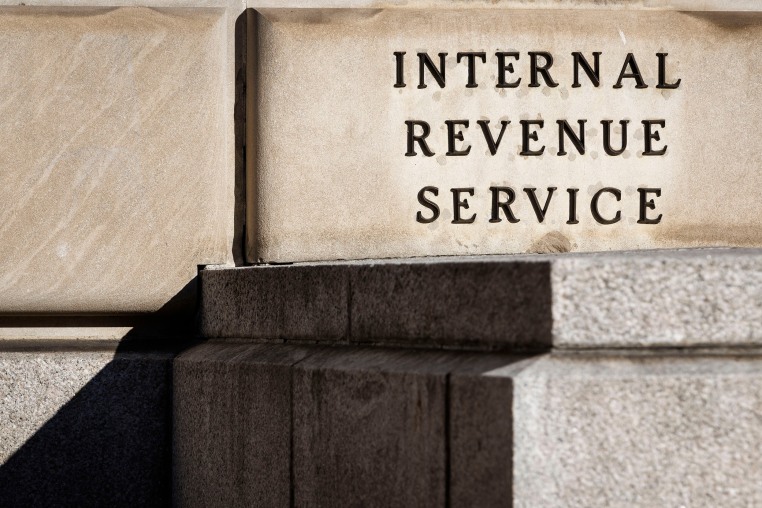  Internal Revenue Service   signage