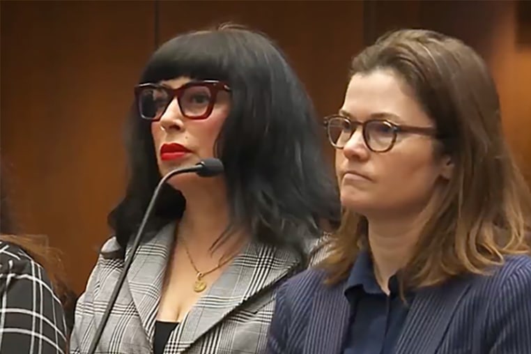 jillian shriner lauren weezer bassist appears in court