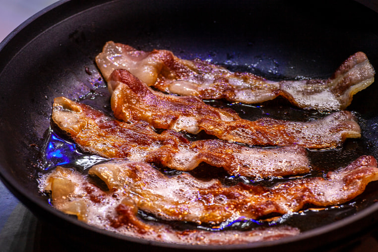 BACON FRYING