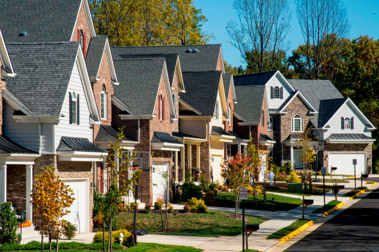 Neat line of suburban houses in Fairfax.