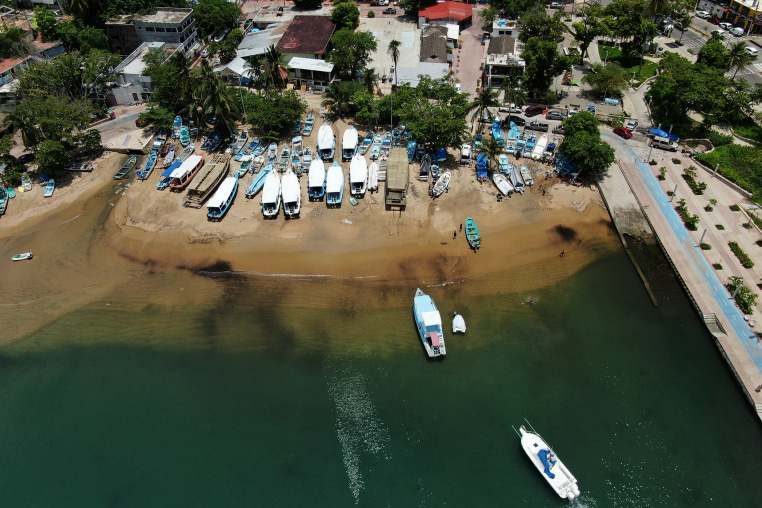 Mexico Tropical Weather haul out land careening portage dockside