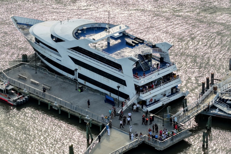 Nine injured after yacht hits dock in Hudson River, New York City.